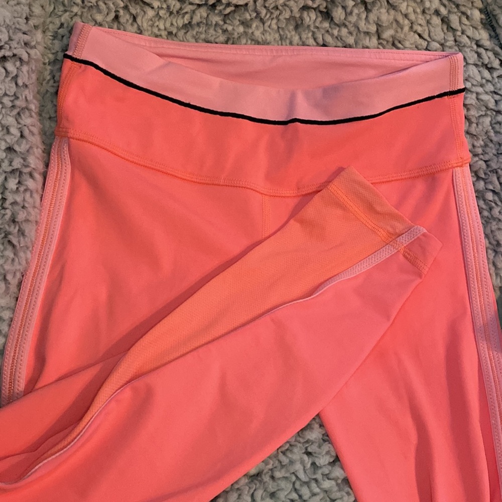Lululemon 🍋 - Picture 16 of 17